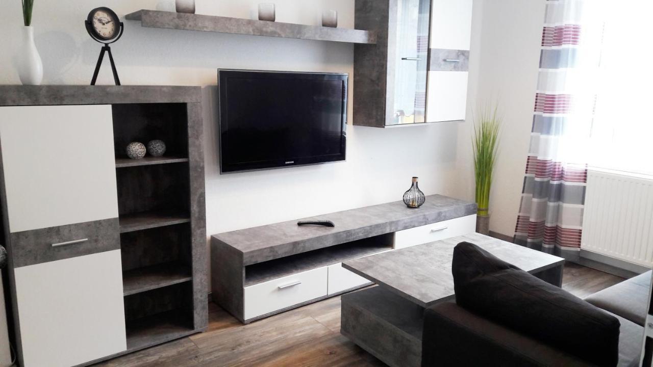 Moderne Ferienwohnung Am Wesertor Kassel Bagian luar foto