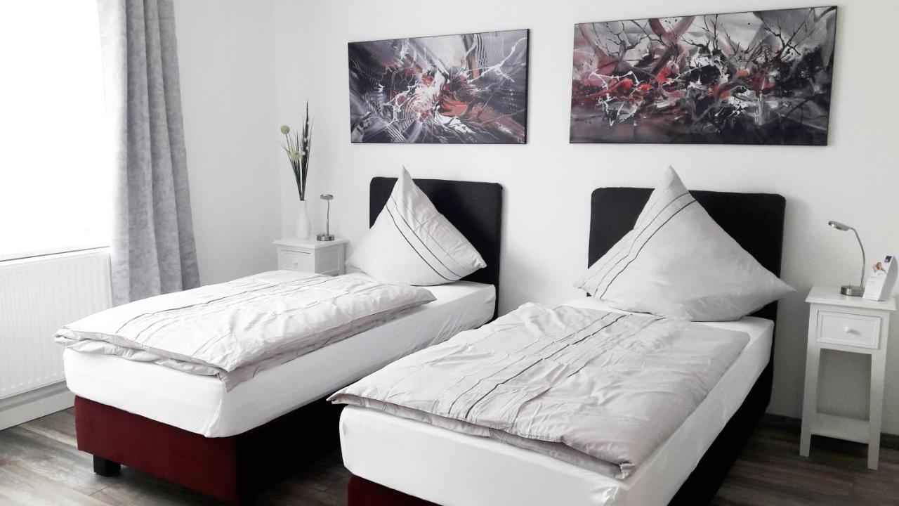Moderne Ferienwohnung Am Wesertor Kassel Bagian luar foto